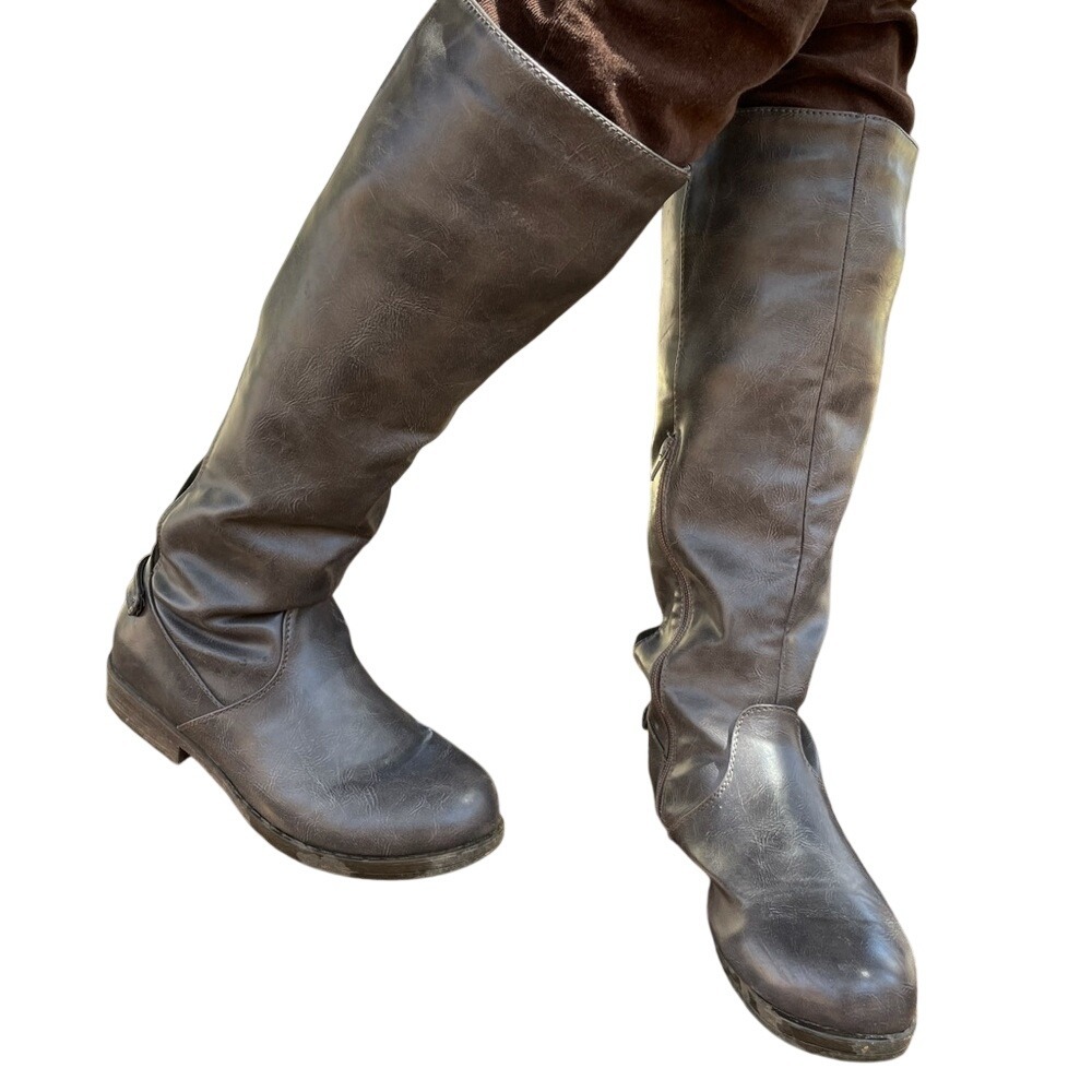 Journeen Collection Renaissance Revival Gray Knee High Leather Riding Boots